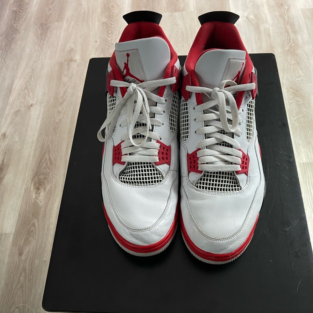 Retro 4 fire red